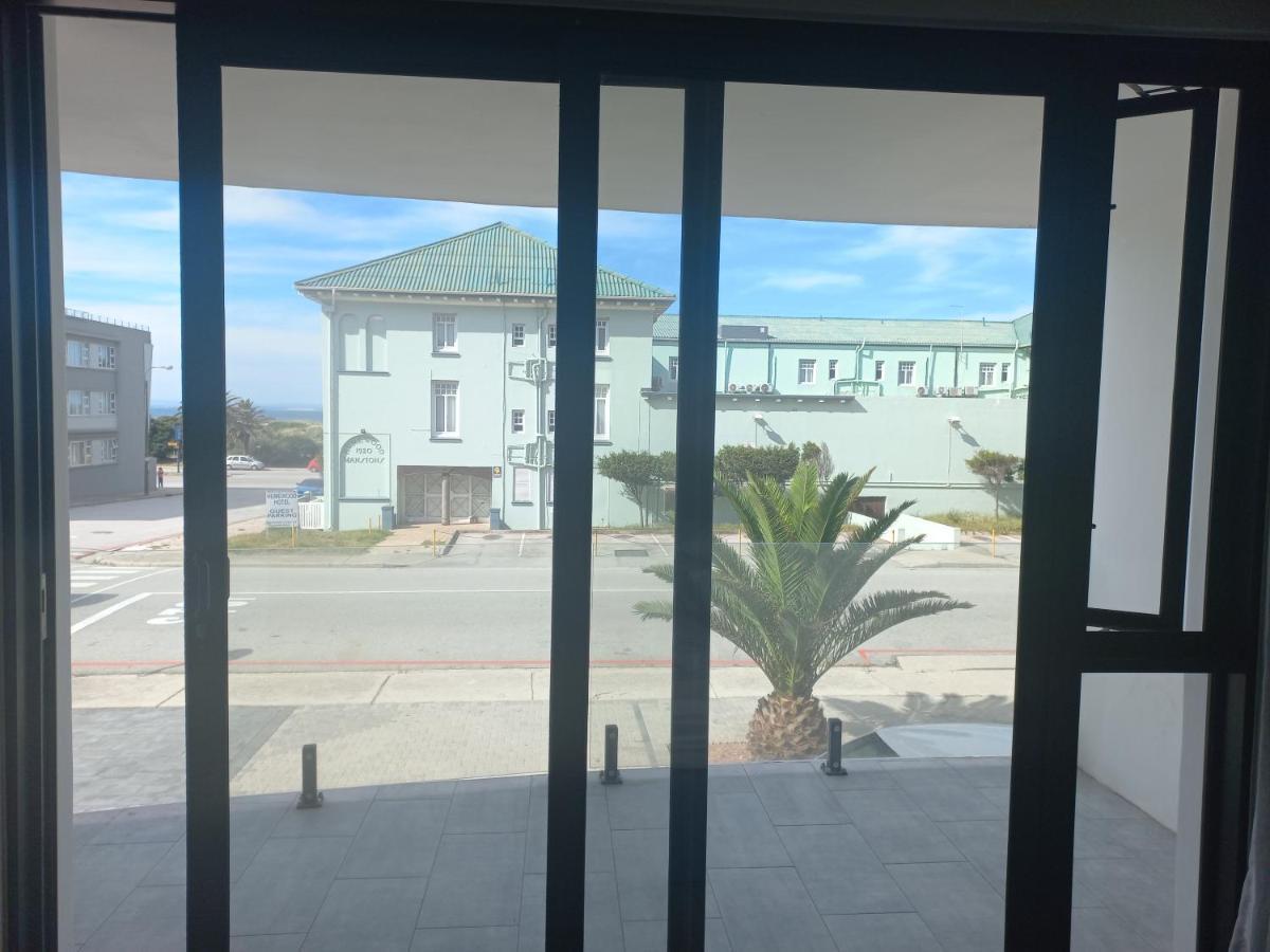 Paxton Luxury Apartments Self-Catering Port Elizabeth Exteriör bild